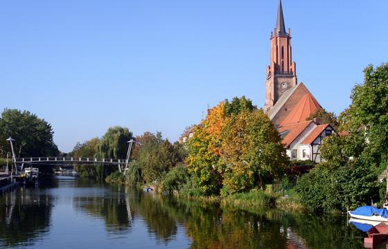 Die Rathenower Altstadtinsel mit St.-Marien-Andreas-Kirche